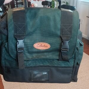 Cabela's Forest Green and Black Messenger Bag 17 x 11 x 9 Perfect condition